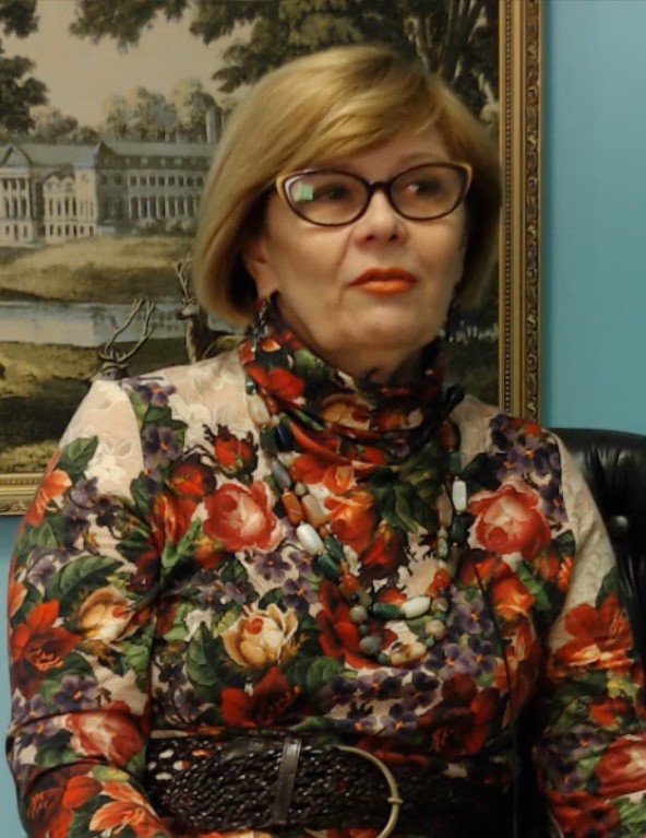 Жуйкова Изольда Павловна